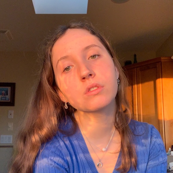 Meet your Posher, Rachel - Picture 1 of 1